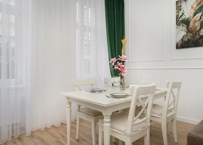 Apartman Jednosci Narodowej Stylowy By Renters *