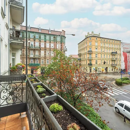 公寓 Jednosci Narodowej Stylowy By Renters *