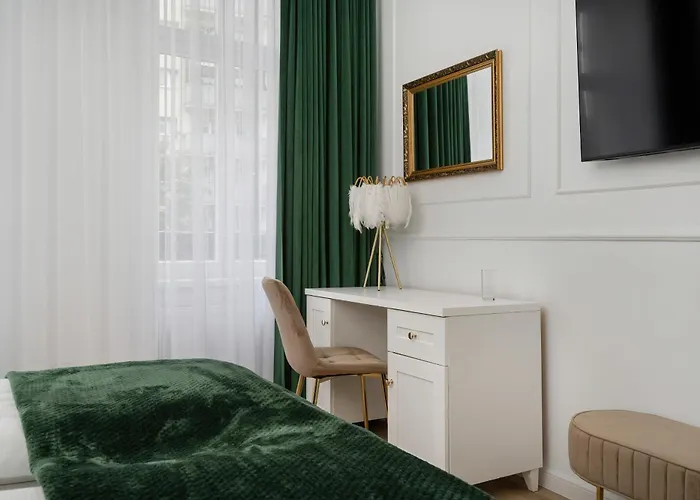 Jednosci Narodowej Stylowy By Renters Apartment *