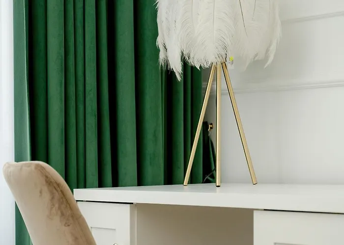 Daire Jednosci Narodowej Stylowy By Renters *